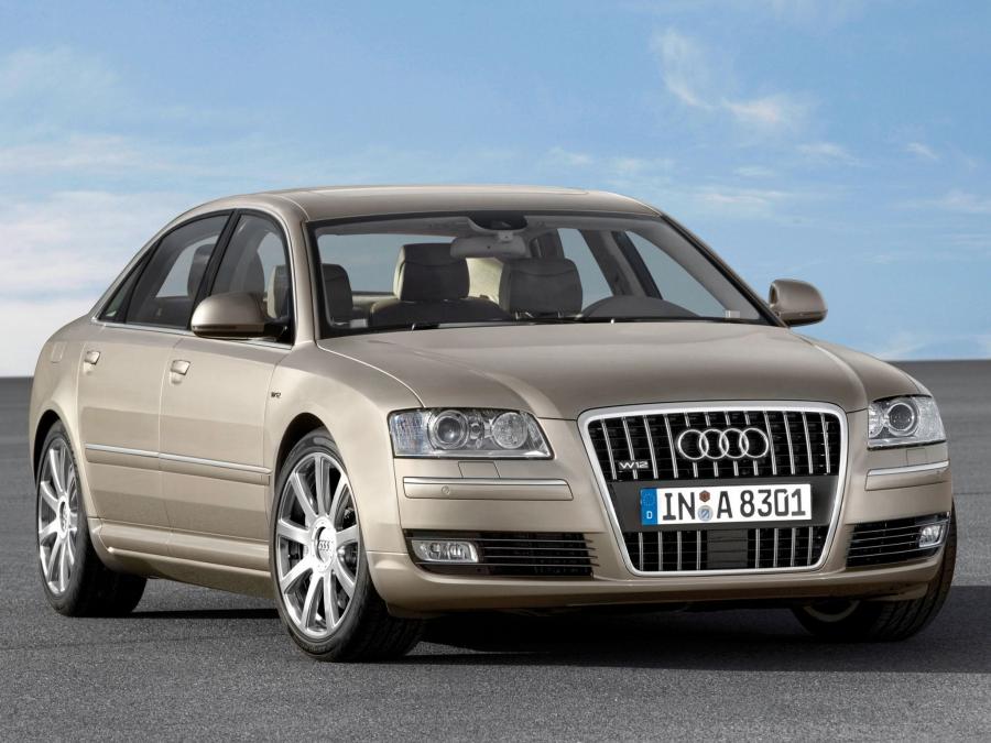  Audi A8 L W12 Quattro (D3) 2008 года  (фото 17 из 20)